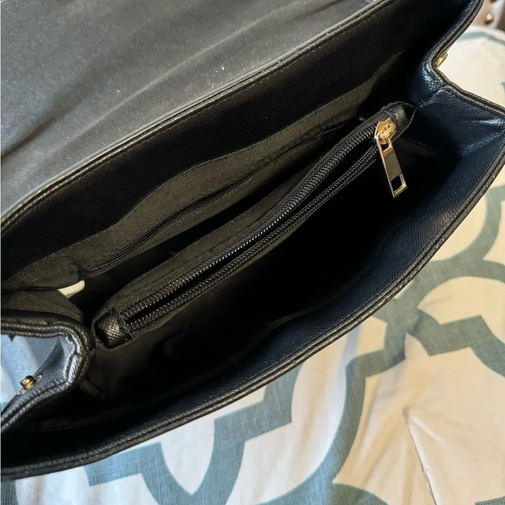 Lot of 5 purses - Picture 2 of 16
